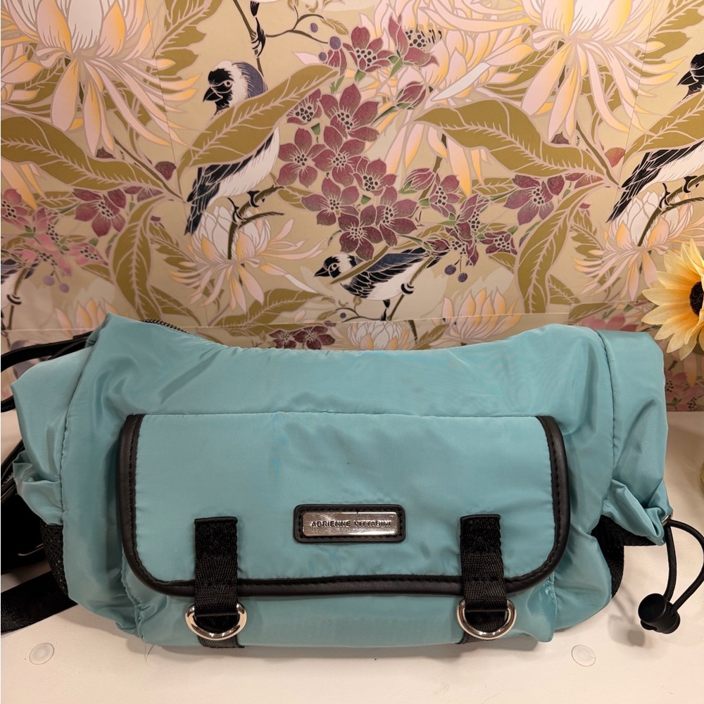 Adrienne Vittadini cross body